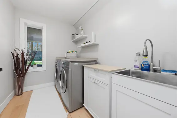 4535 Raeburn Street, North Vancouver For Sale - image 29