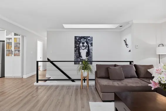 4535 Raeburn Street, North Vancouver For Sale - image 4