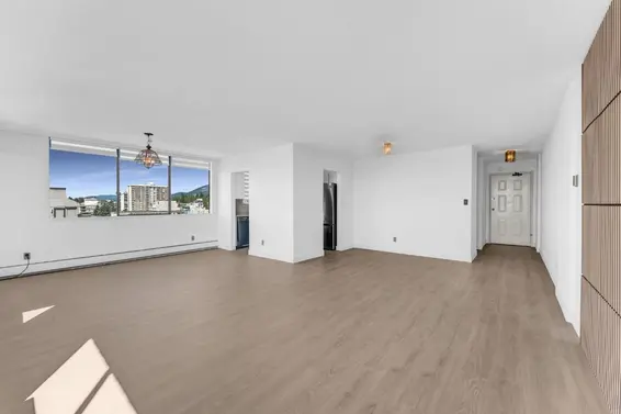 1102 555 13th Street, West Vancouver For Sale - image 4