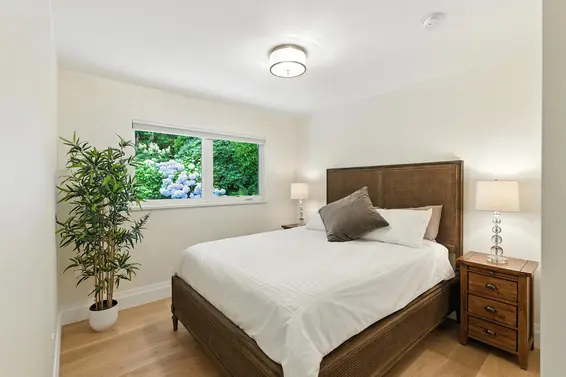 2059 Cliffwood Road, North Vancouver For Sale - image 20