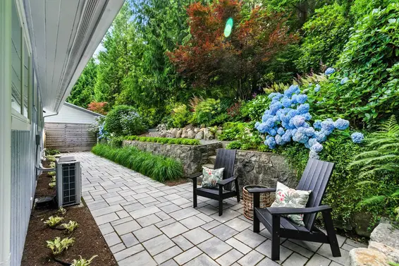2059 Cliffwood Road, North Vancouver For Sale - image 23