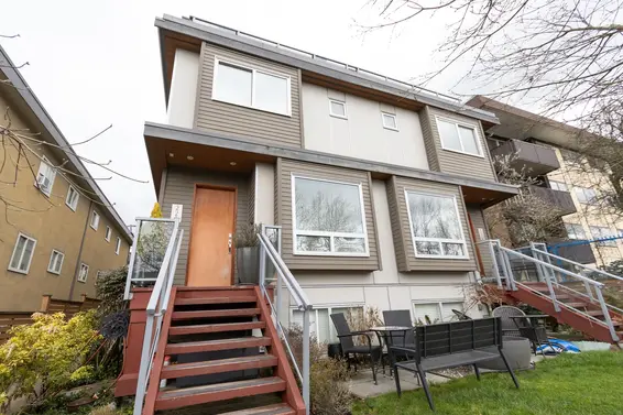 226 East 12th Street, North Vancouver