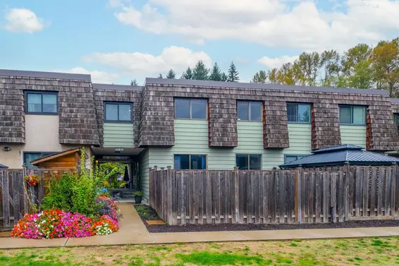 1122 Premier Street, North Vancouver