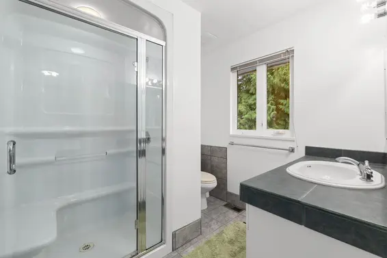 4994 Keith Road, West Vancouver For Sale - image 18