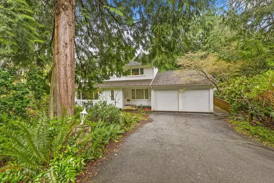 4994 Keith Road, West Vancouver For Sale - image 2
