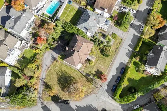 404 Somerset Street, North Vancouver For Sale - image 9
