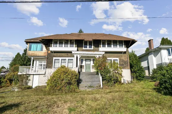 404 Somerset Street, North Vancouver For Sale - image 2