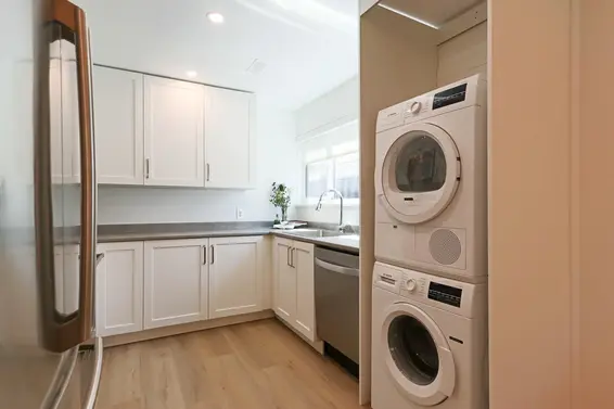 1685 Bowser Avenue, North Vancouver For Sale - image 19