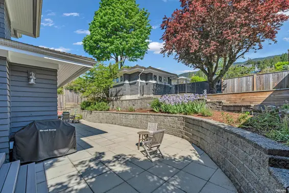 2459 Mathers Avenue, West Vancouver For Sale - image 33