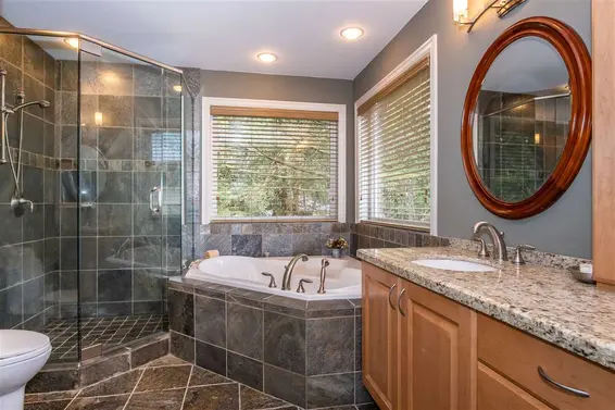 4365 Lions Avenue, North Vancouver For Sale - image 14