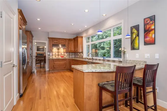 4365 Lions Avenue, North Vancouver For Sale - image 7