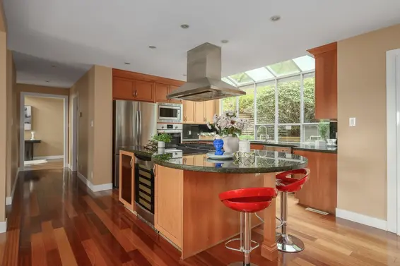 4827 Northwood Place, West Vancouver For Sale - image 13