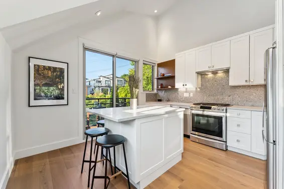 331 East 8th Street, North Vancouver For Sale - image 9