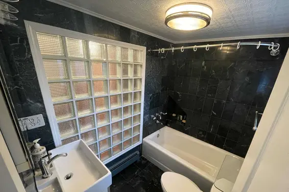 5692 Marine Drive, West Vancouver For Sale - image 16