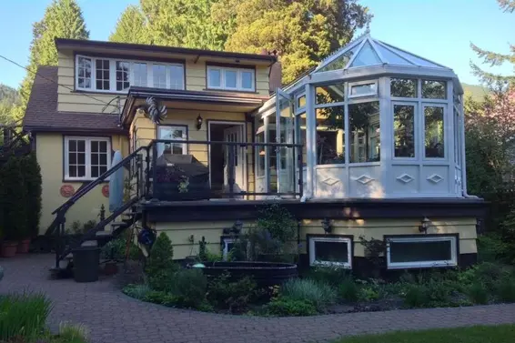 5692 Marine Drive, West Vancouver For Sale - image 3