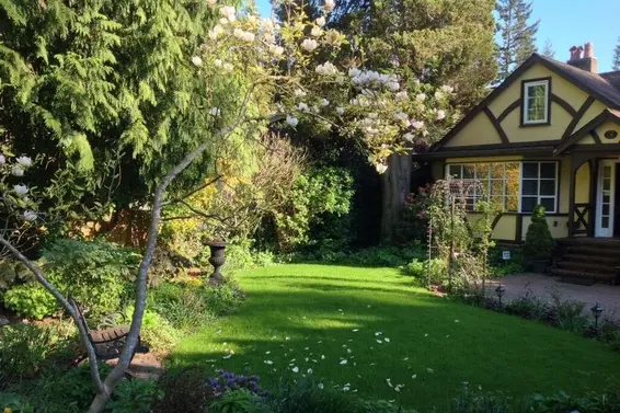 5692 Marine Drive, West Vancouver For Sale - image 4