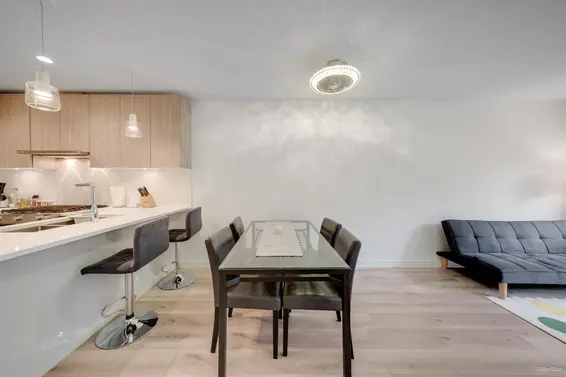 207 128 East 8th Street, North Vancouver For Sale - image 5