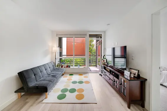 207 128 East 8th Street, North Vancouver For Sale - image 8