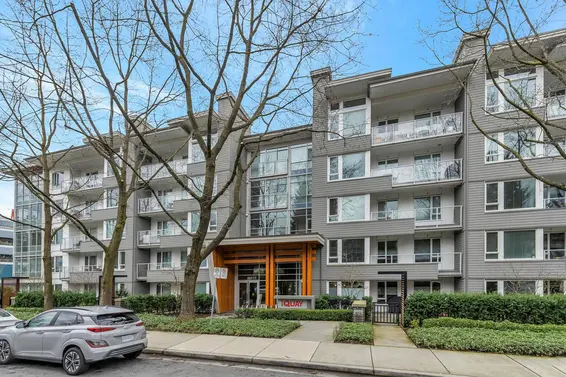 216 255 West 1st Street, North Vancouver