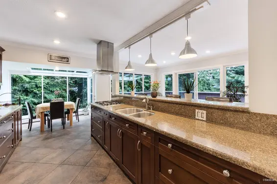 4540 Mountain Highway, North Vancouver For Sale - image 11