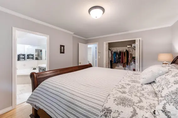 4540 Mountain Highway, North Vancouver For Sale - image 17