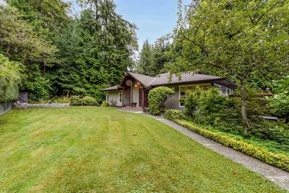 4540 Mountain Highway, North Vancouver For Sale - image 2