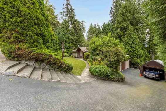4540 Mountain Highway, North Vancouver For Sale - image 3