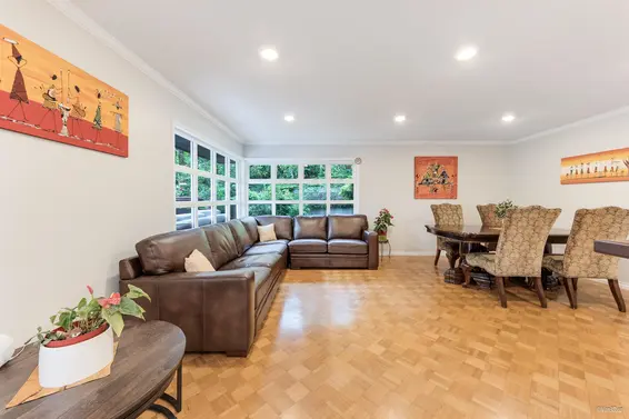 4540 Mountain Highway, North Vancouver For Sale - image 5