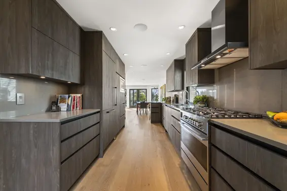 1230 Esquimalt Avenue, West Vancouver For Sale - image 17