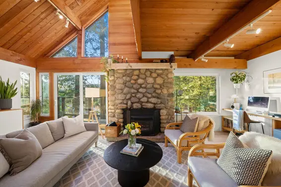 1616 Roxbury Road, North Vancouver For Sale - image 1