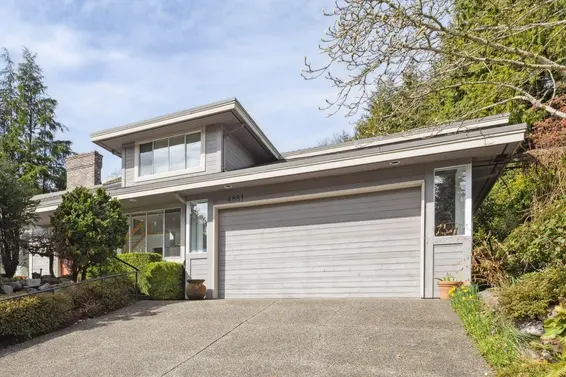 4881 Meadfeild Road, West Vancouver For Sale - image 2