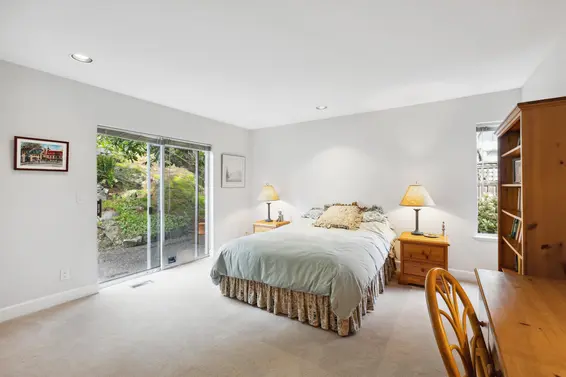 4881 Meadfeild Road, West Vancouver For Sale - image 34
