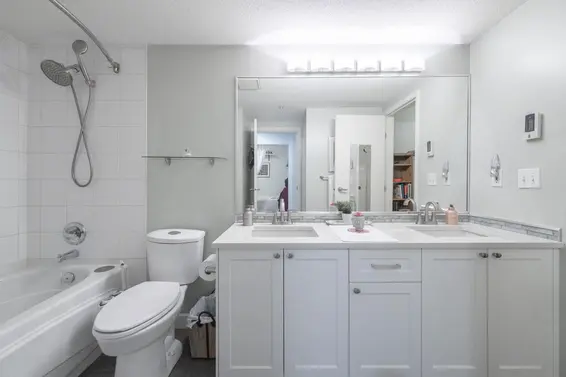 215 147 East 1st Street, North Vancouver For Sale - image 19