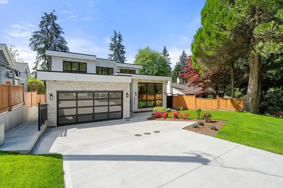 1511 Burrill Avenue, North Vancouver For Sale - image 4