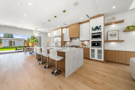 1511 Burrill Avenue, North Vancouver For Sale - image 7