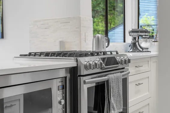 822 Frederick Road, North Vancouver For Sale - image 19