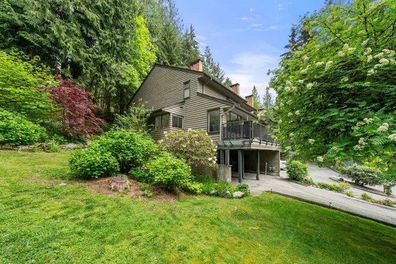 822 Frederick Road, North Vancouver For Sale - image 2