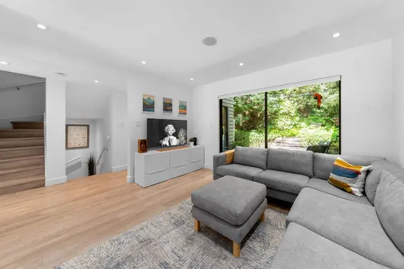 822 Frederick Road, North Vancouver For Sale - image 4