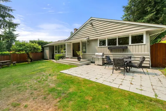 3046 Princess Avenue, North Vancouver For Sale - image 11
