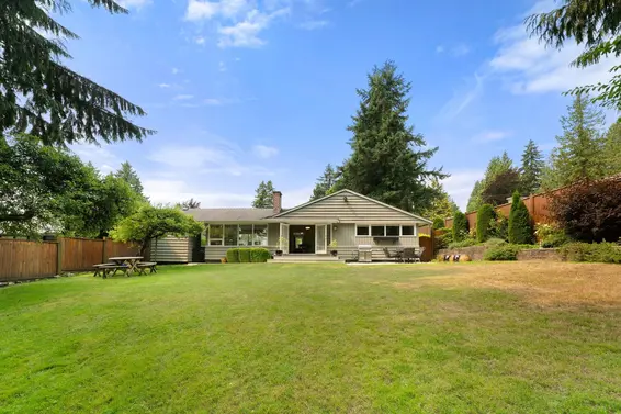 3046 Princess Avenue, North Vancouver For Sale - image 14