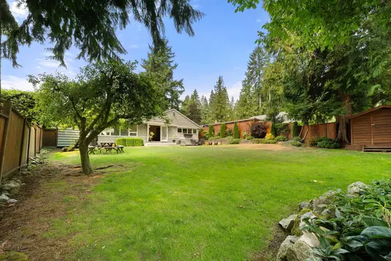 3046 Princess Avenue, North Vancouver For Sale - image 16