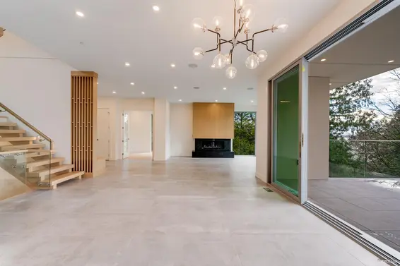 4437 Piccadilly North, West Vancouver For Sale - image 14