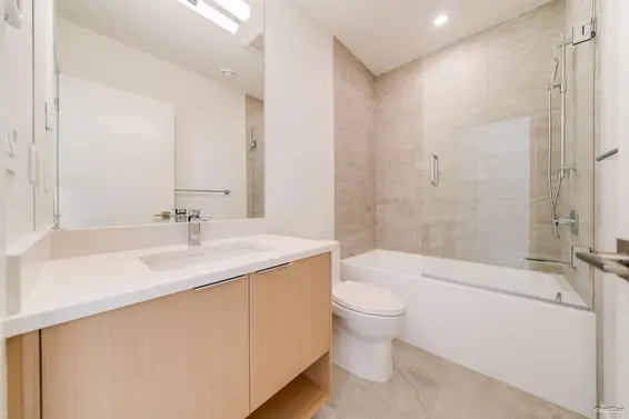 4437 Piccadilly North, West Vancouver For Sale - image 34