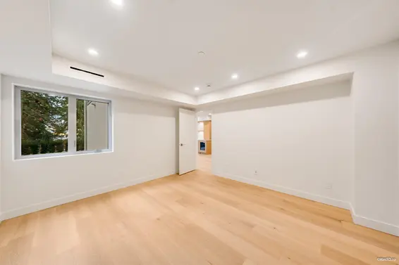 4437 Piccadilly North, West Vancouver For Sale - image 39