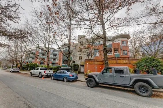 311 128 West 8th Street, North Vancouver For Sale - image 22