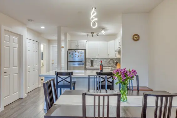 311 128 West 8th Street, North Vancouver For Sale - image 7