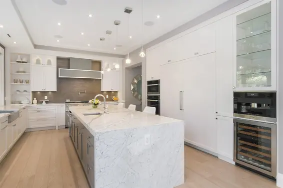 4090 Sunnycrest Drive, North Vancouver For Sale - image 11