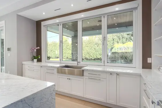 4090 Sunnycrest Drive, North Vancouver For Sale - image 13