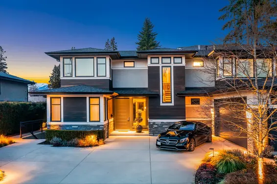 4090 Sunnycrest Drive, North Vancouver For Sale - image 2