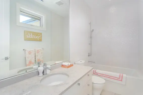 4090 Sunnycrest Drive, North Vancouver For Sale - image 30